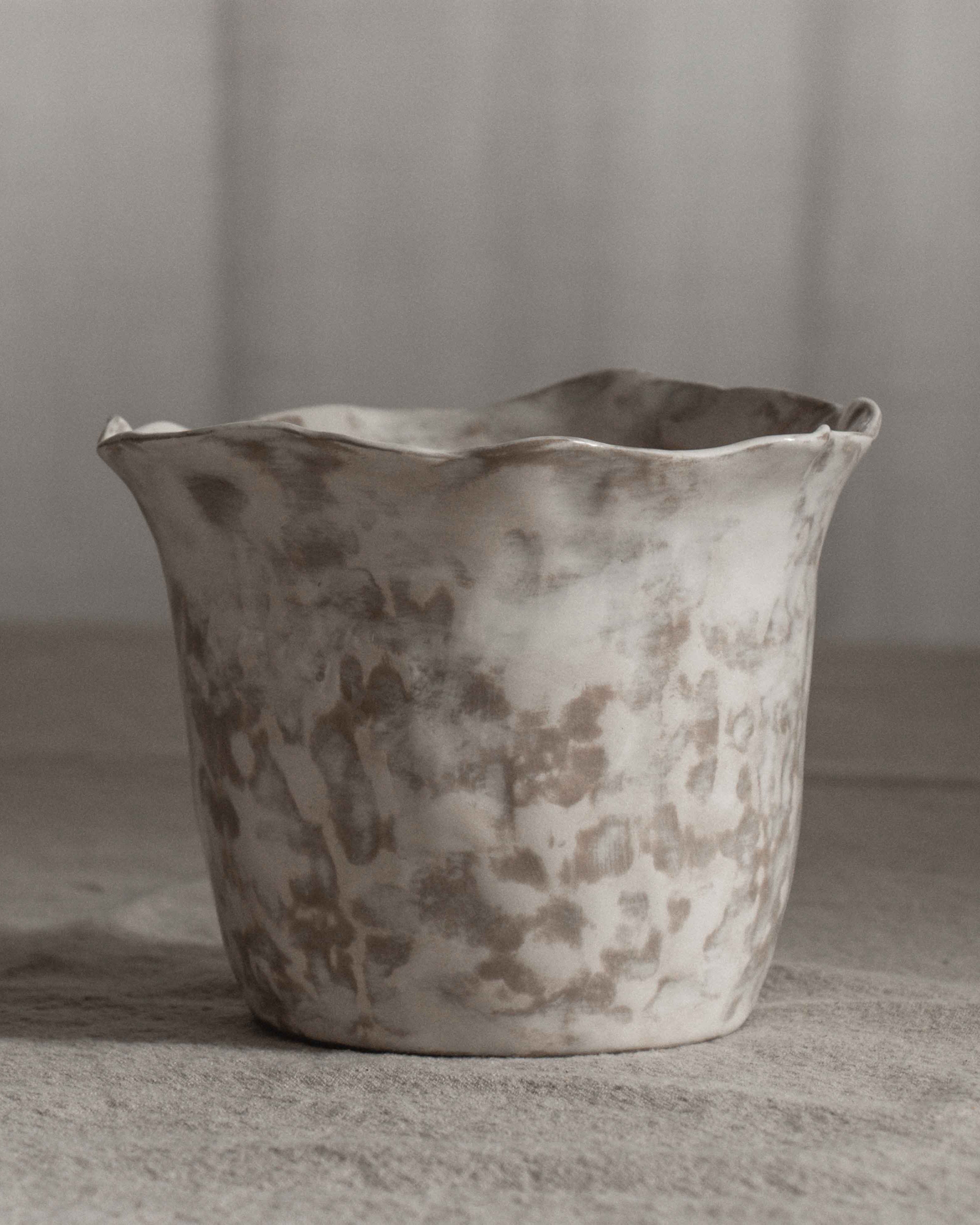 Wavy Planter in Stone
