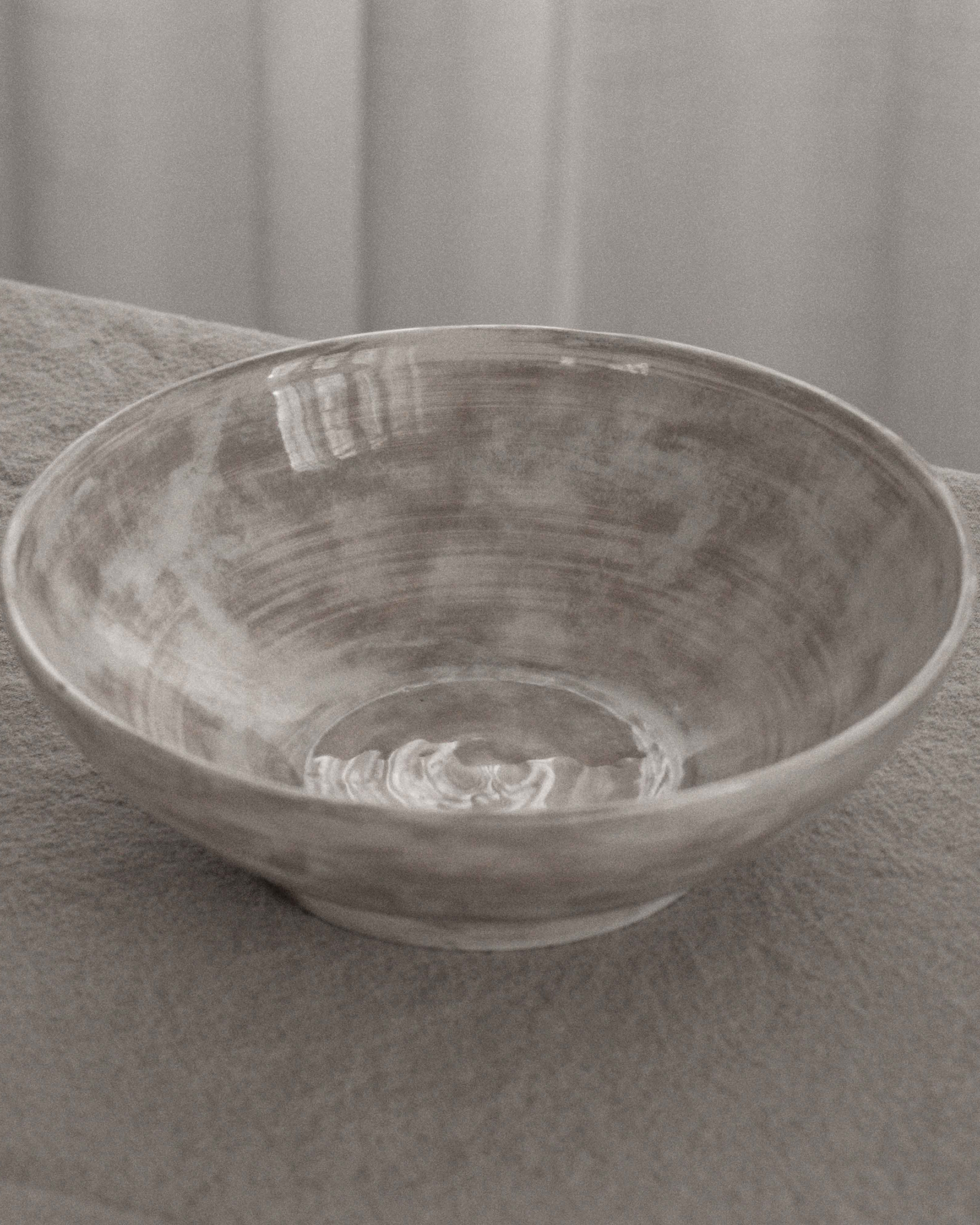 Ramen / Salad Bowl with Round Edge in Stone