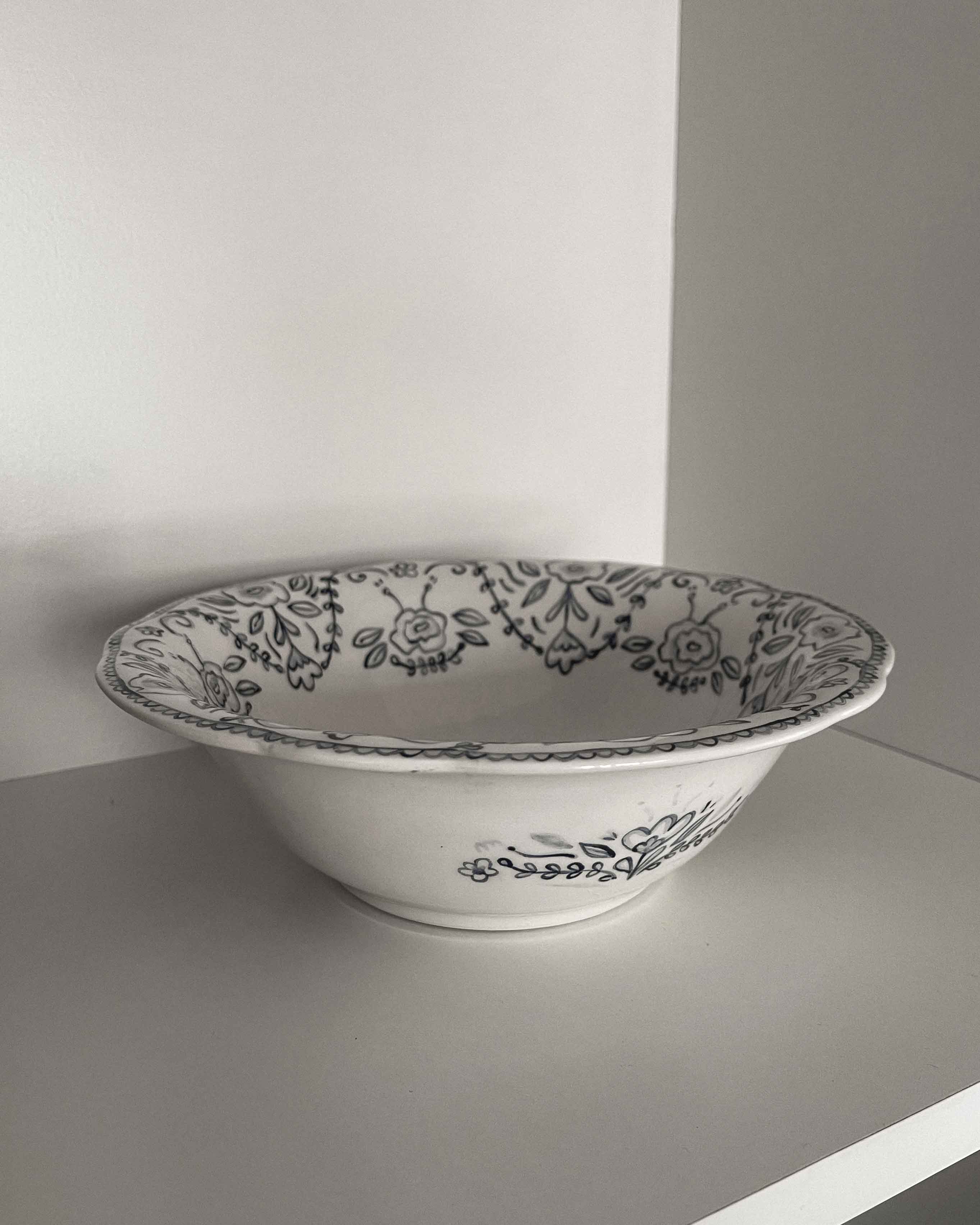Nadja Vintage Flower Bowl