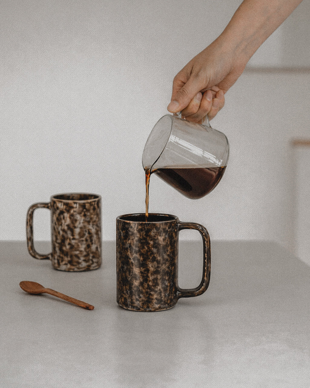 Statement Mug in Espresso