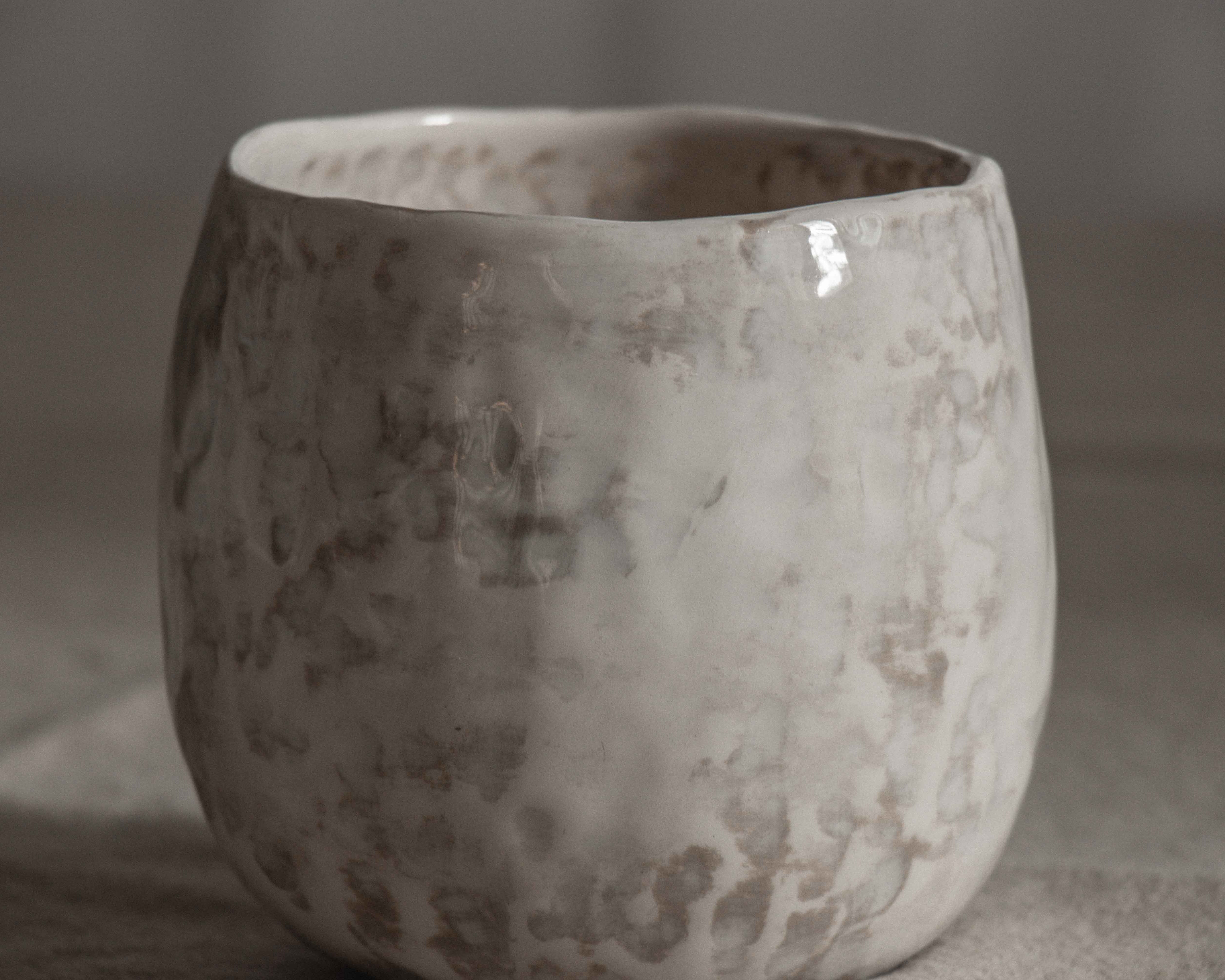 Kitchen Utensil Holder in Stone