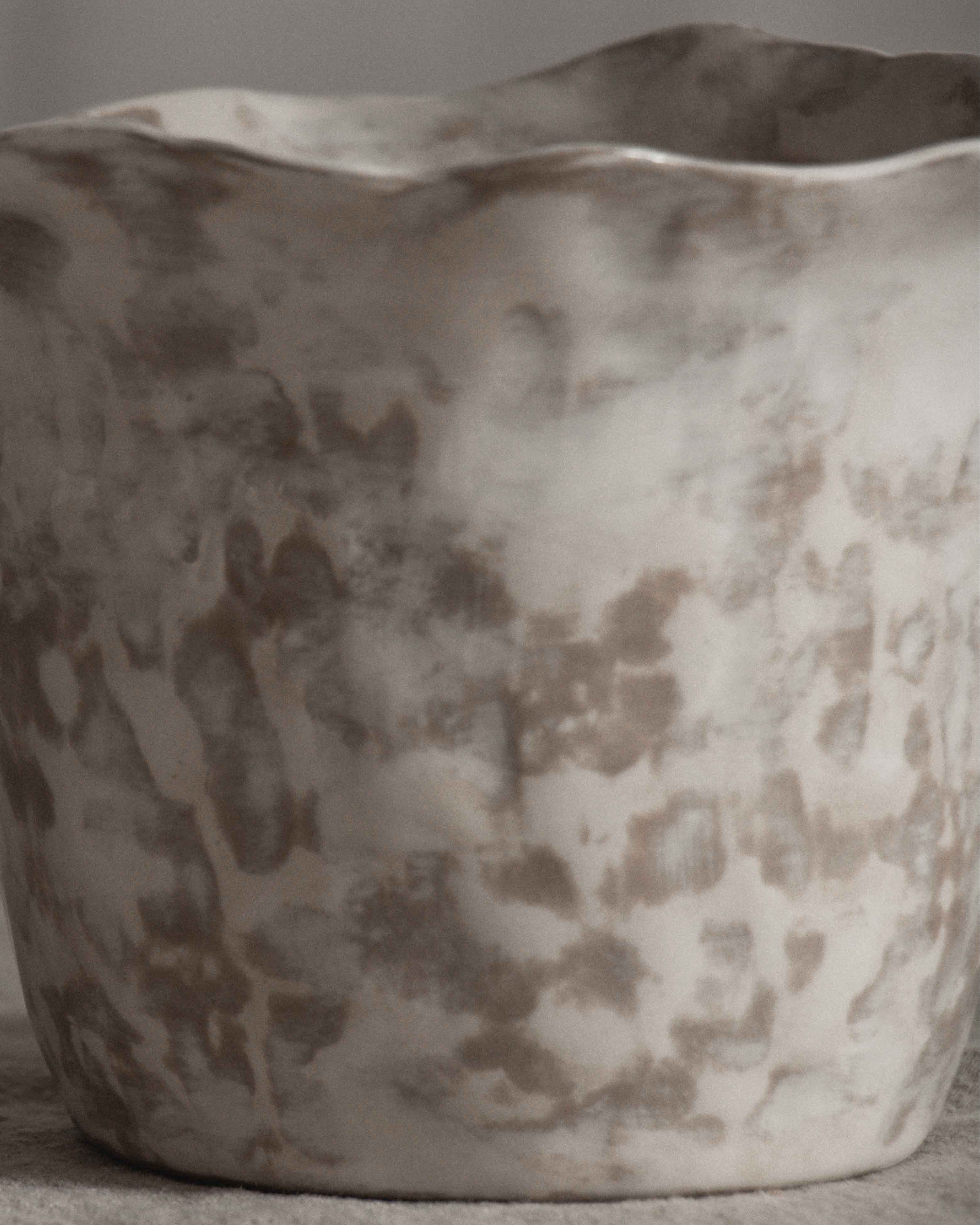 Wavy Planter in Stone
