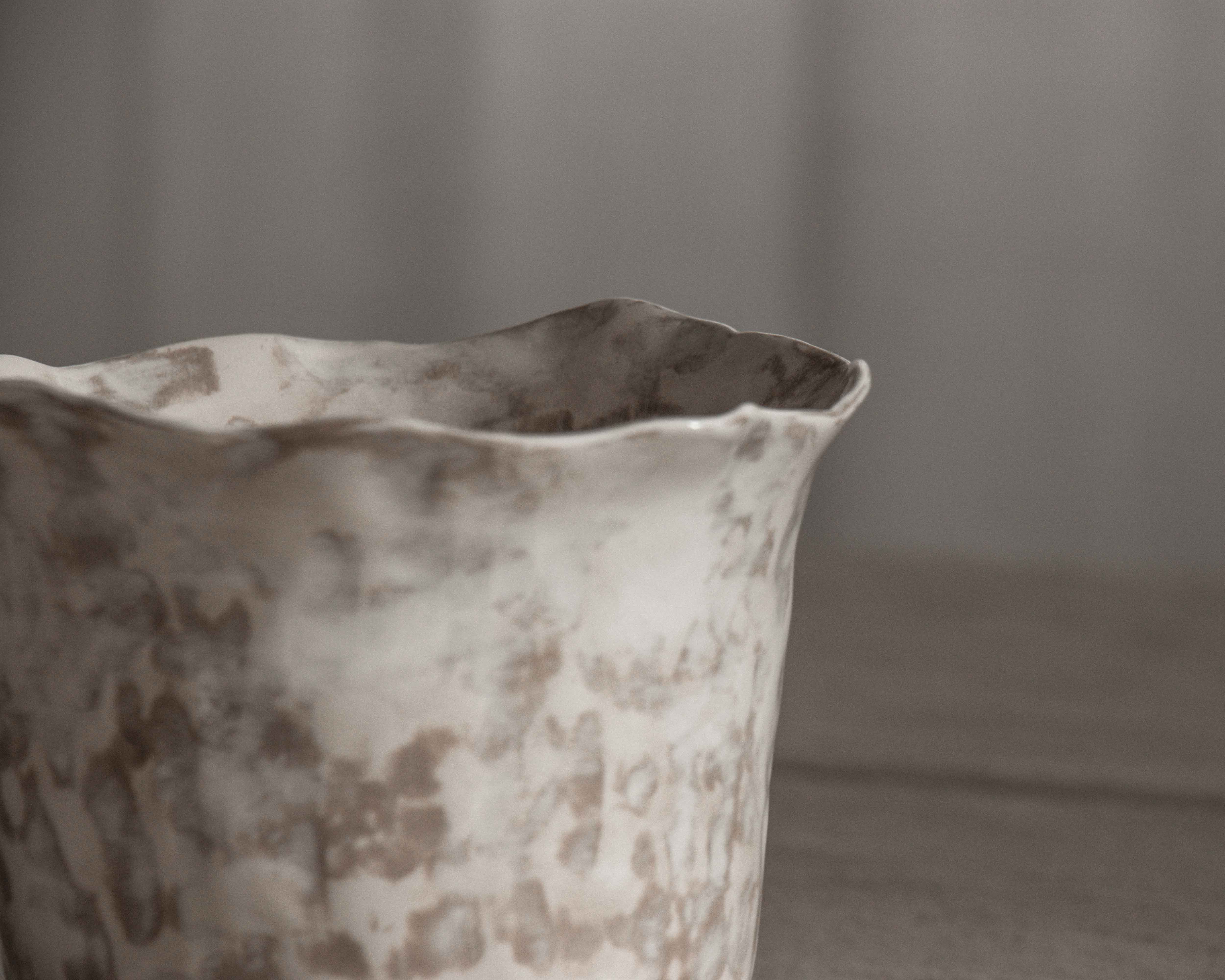 Wavy Planter in Stone