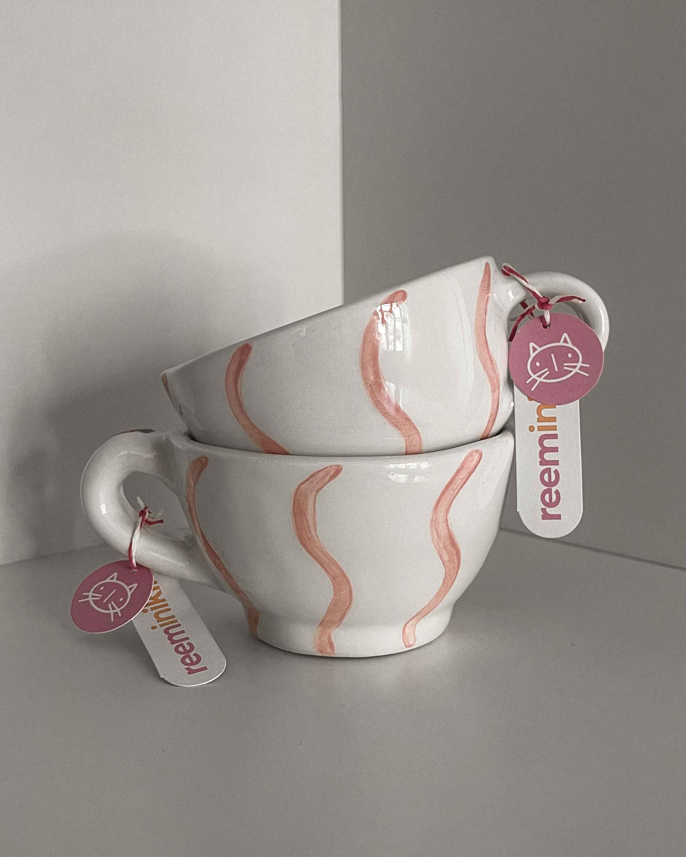 Squiggle Berry Tea Cup